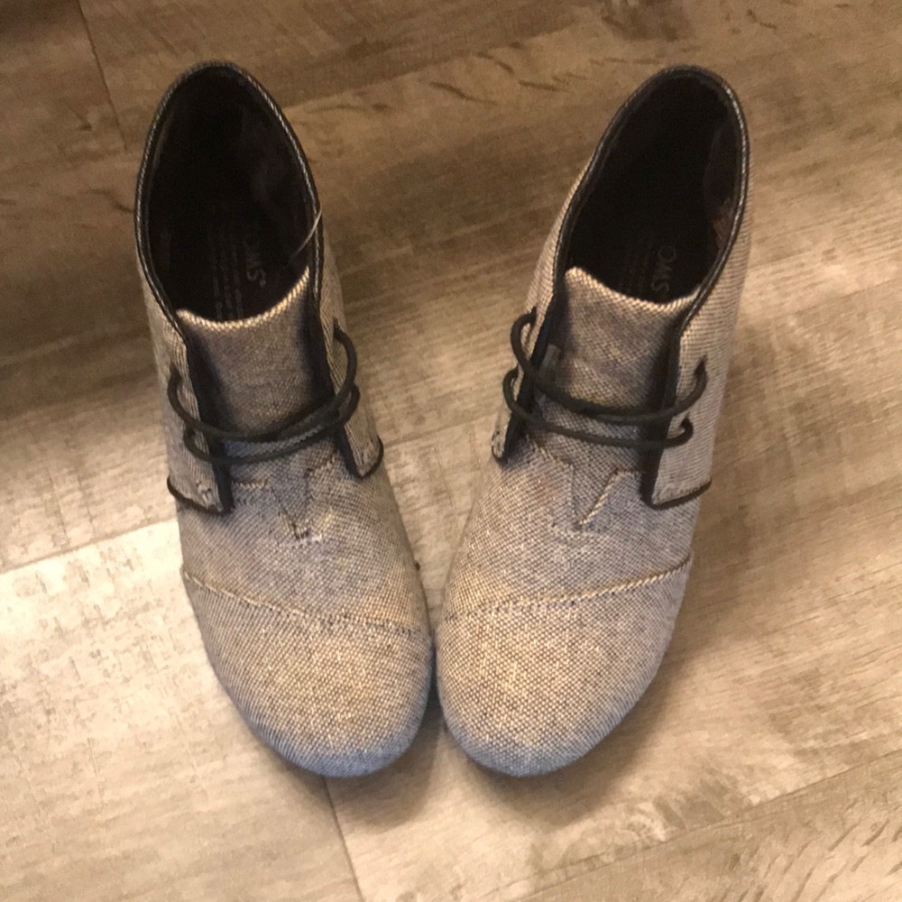 Toms booties